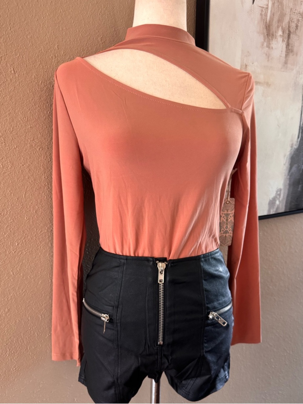 IRIS/HAUTE MONDE Long Sleeve Cutout Bodysuit - Dusty Rose - Picture 7 of 10